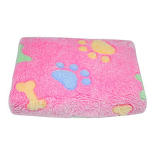 Load image into Gallery viewer, Soft and Fluffy High Quality Pet Blanket Cute Cartoon Pattern Pet Mat Warm and Comfortable Blanket for Cat and Dogs Pet Supplies