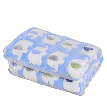 Load image into Gallery viewer, Soft and Fluffy High Quality Pet Blanket Cute Cartoon Pattern Pet Mat Warm and Comfortable Blanket for Cat and Dogs Pet Supplies